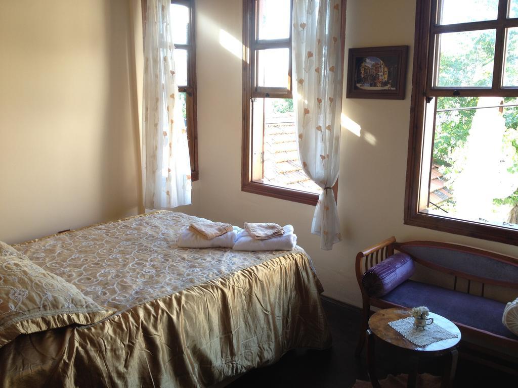 Papazin Konagi Hotel Ayvalı Cameră foto